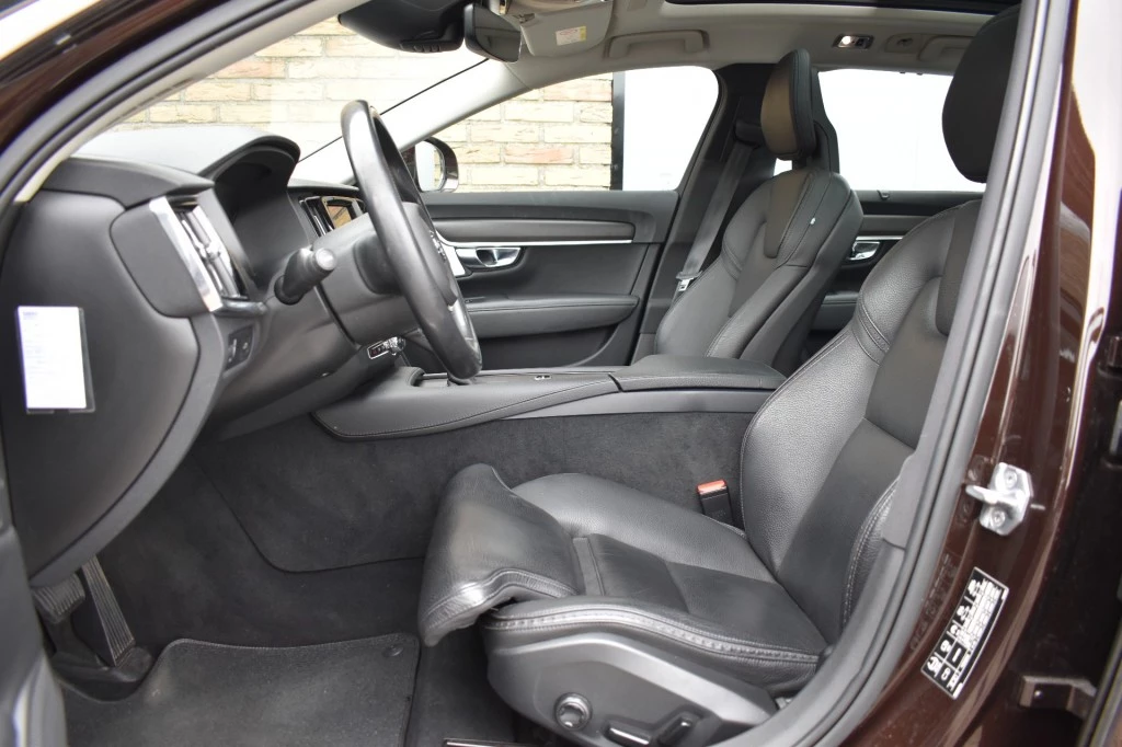 Hoofdafbeelding Volvo V90
