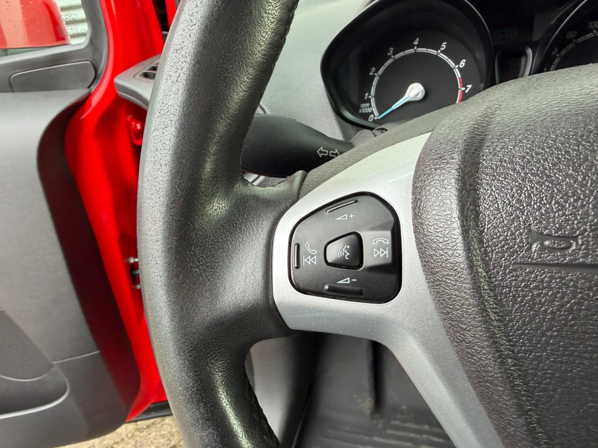 Hoofdafbeelding Ford Transit Courier