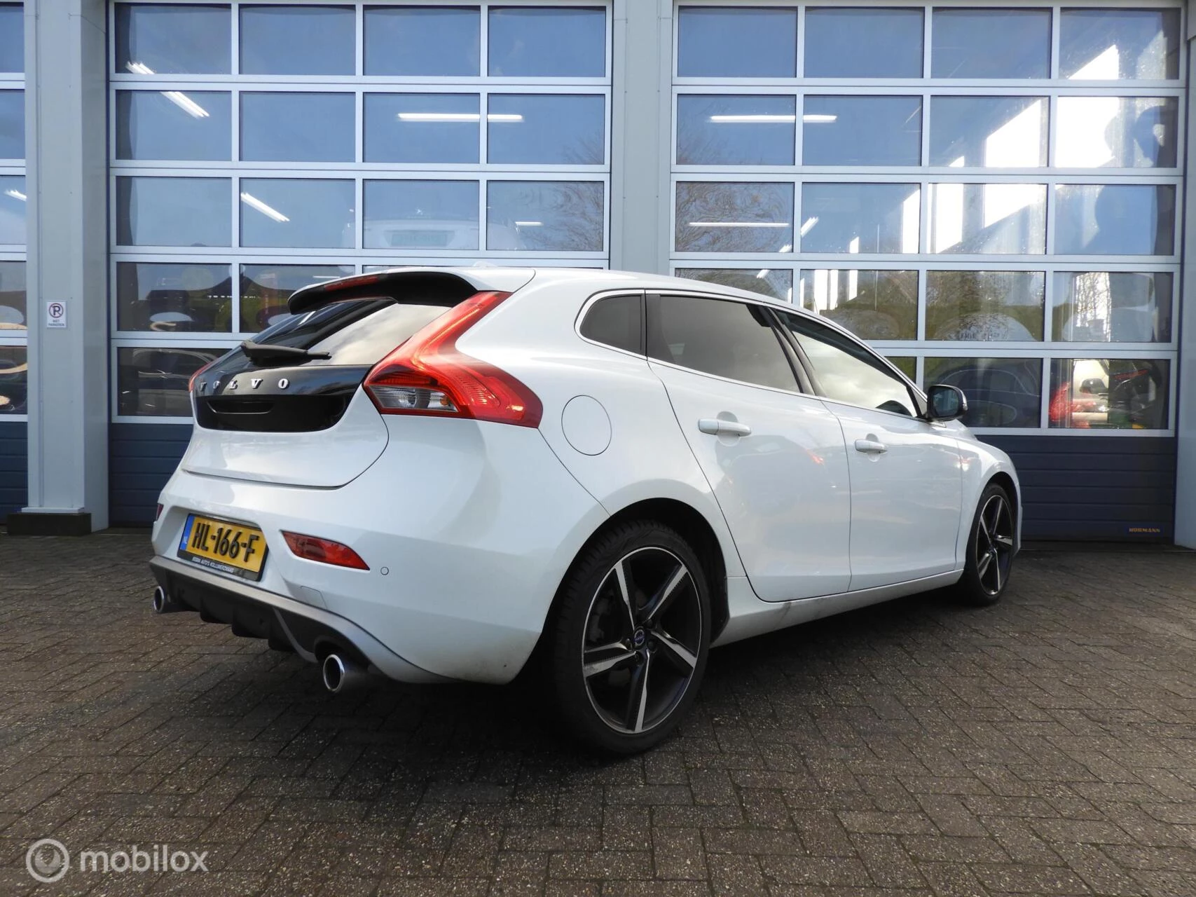 Hoofdafbeelding Volvo V40