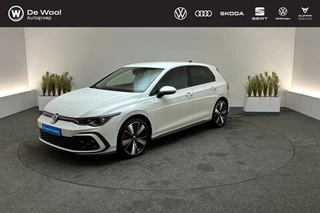 Hoofdafbeelding Volkswagen Golf Volkswagen Golf GTE 1.4 245pk DSG eHybrid | Park Assist, Head-up Dispay, 18" LM Velgen |