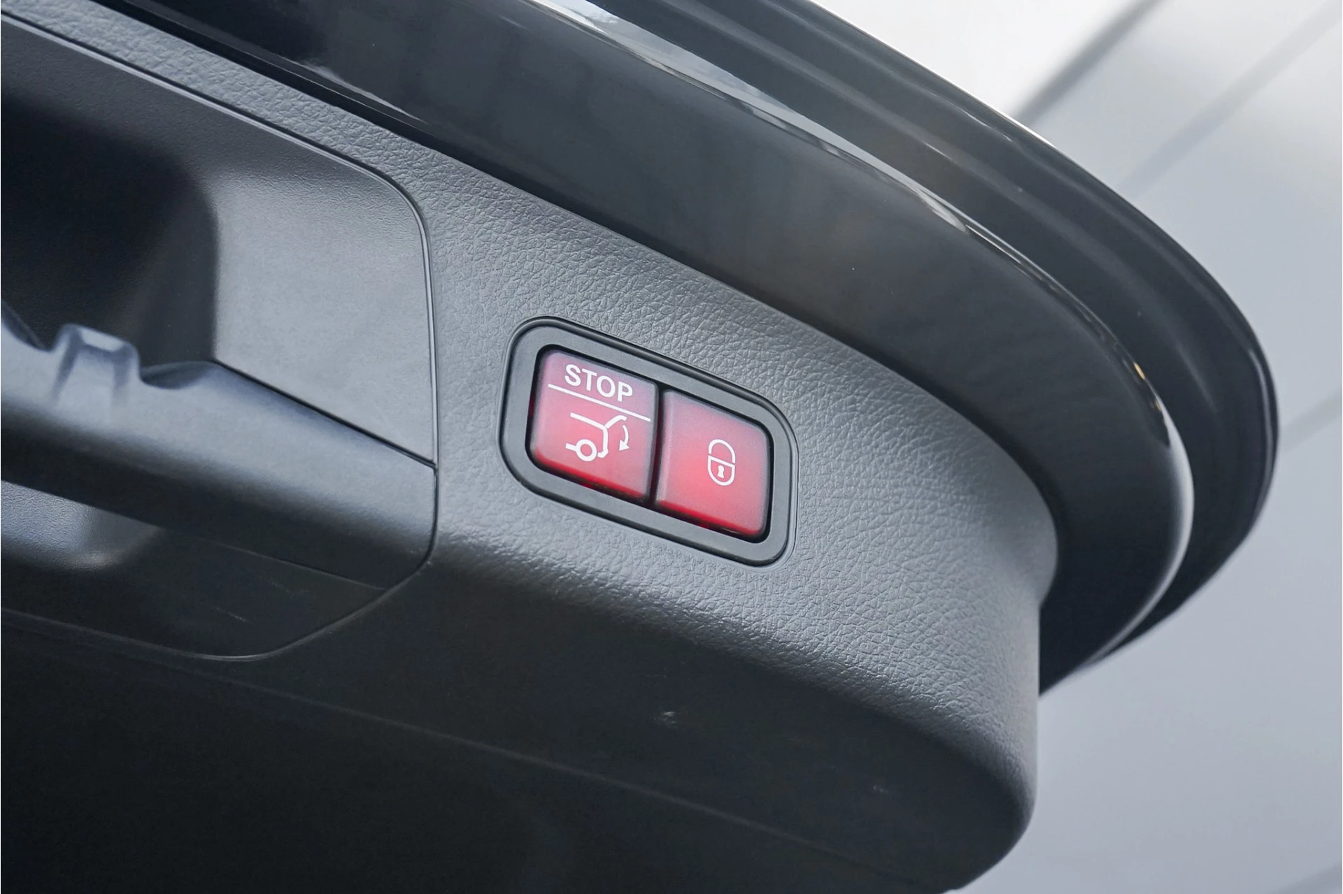 Hoofdafbeelding Mercedes-Benz EQA