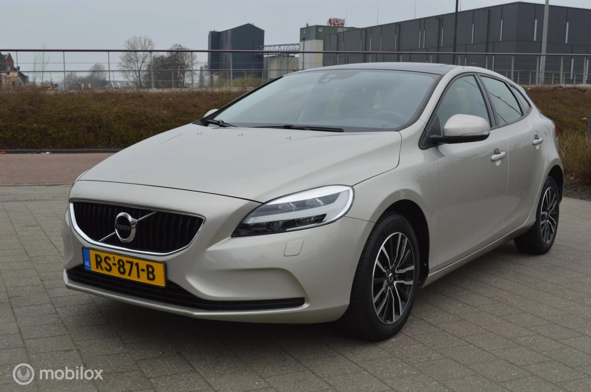 Hoofdafbeelding Volvo V40