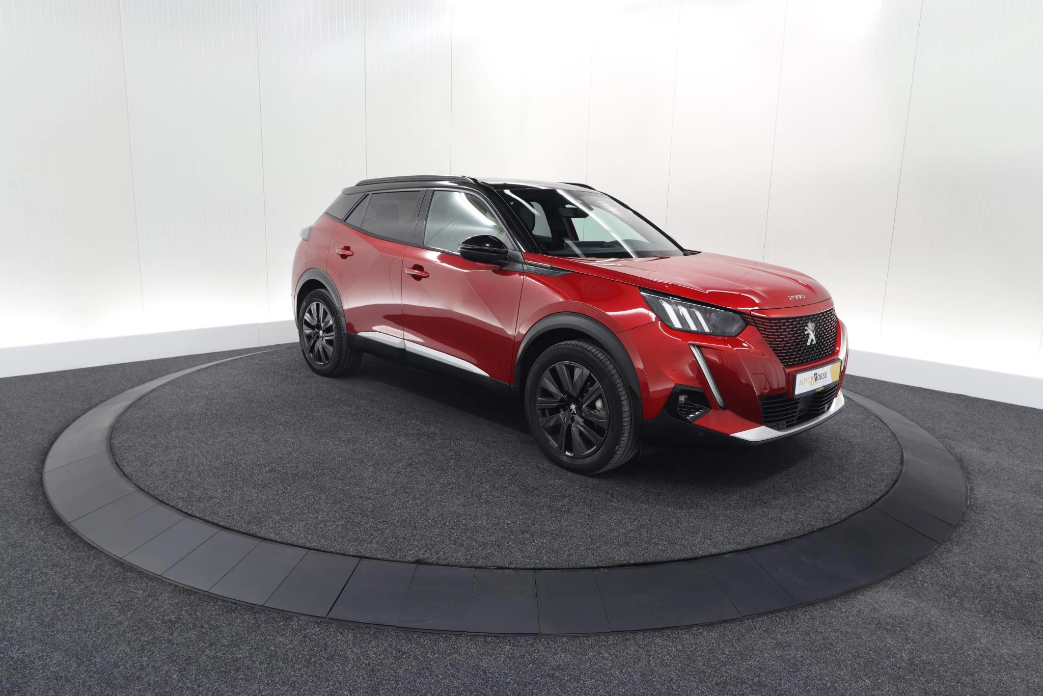Hoofdafbeelding Peugeot e-2008