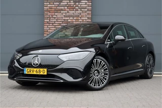 Hoofdafbeelding Mercedes-Benz EQE Mercedes-Benz EQE 300 Luxury Line 89 kWh | Hyperscreen | Luchtvering | Distronic+ | Trekhaak | Burmester | Memory | Warmtepomp | Rijassistentiepakket+ | Keyless Go | Leder | Digital Light |