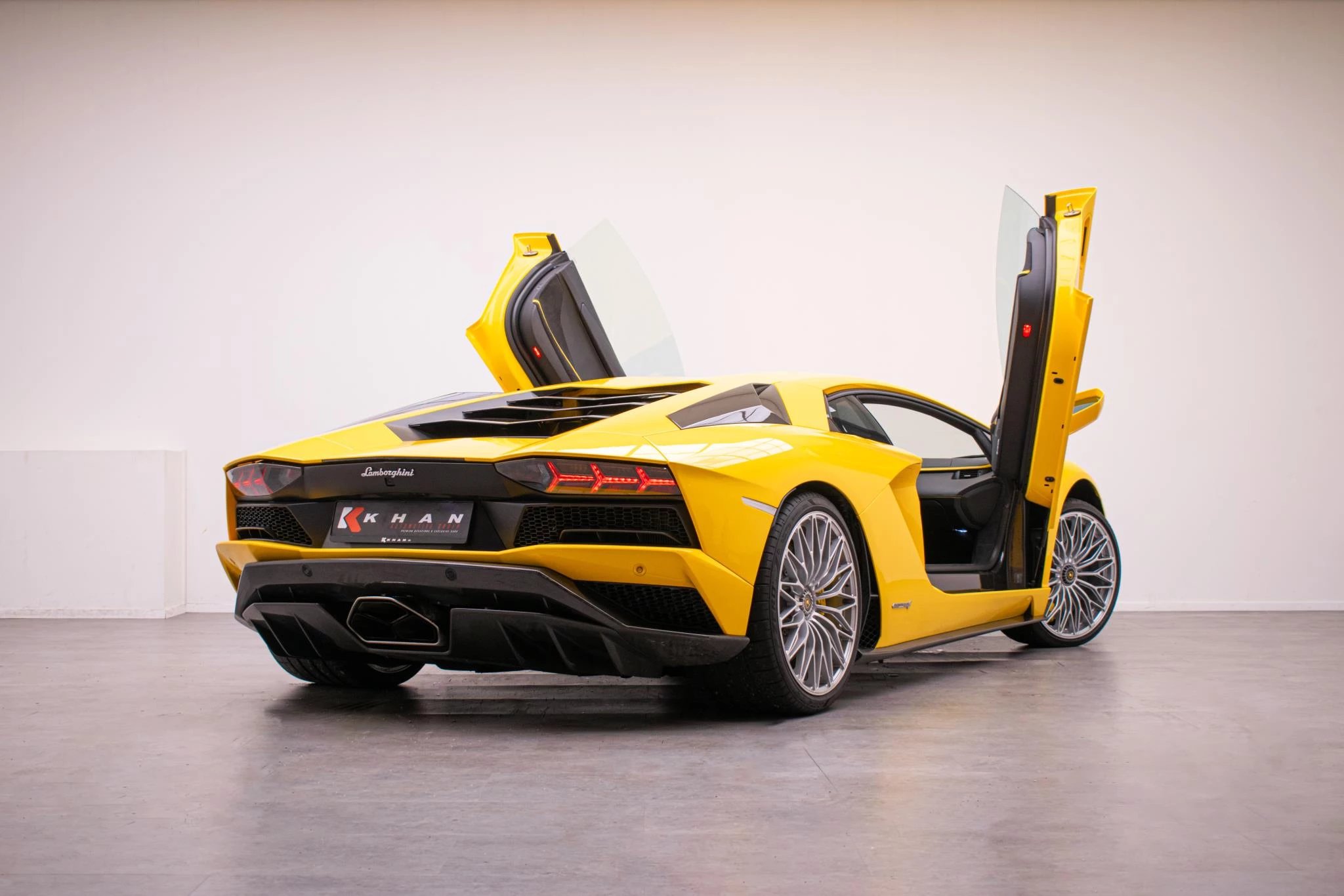 Hoofdafbeelding Lamborghini Aventador