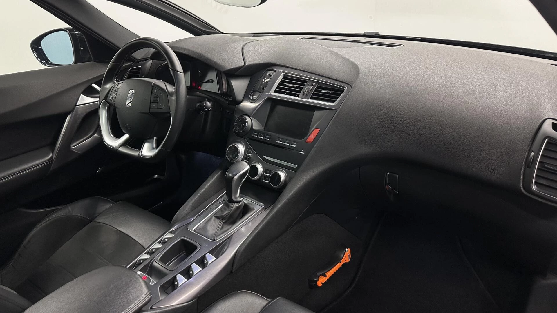 Hoofdafbeelding DS DS 5