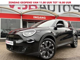 Hoofdafbeelding Fiat 600 Fiat 600 1.2 HYBRID LA PRIMA 110PK AUT. LEER NAVI CAMERA CARPLAY AIRCO