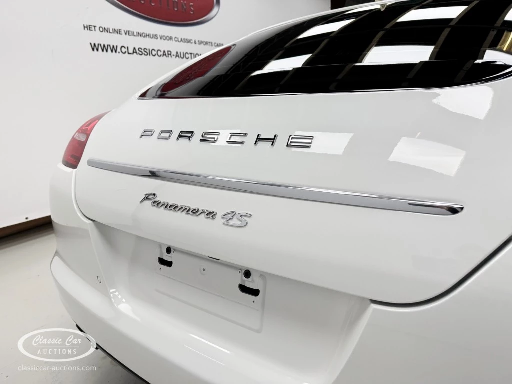 Hoofdafbeelding Porsche Panamera