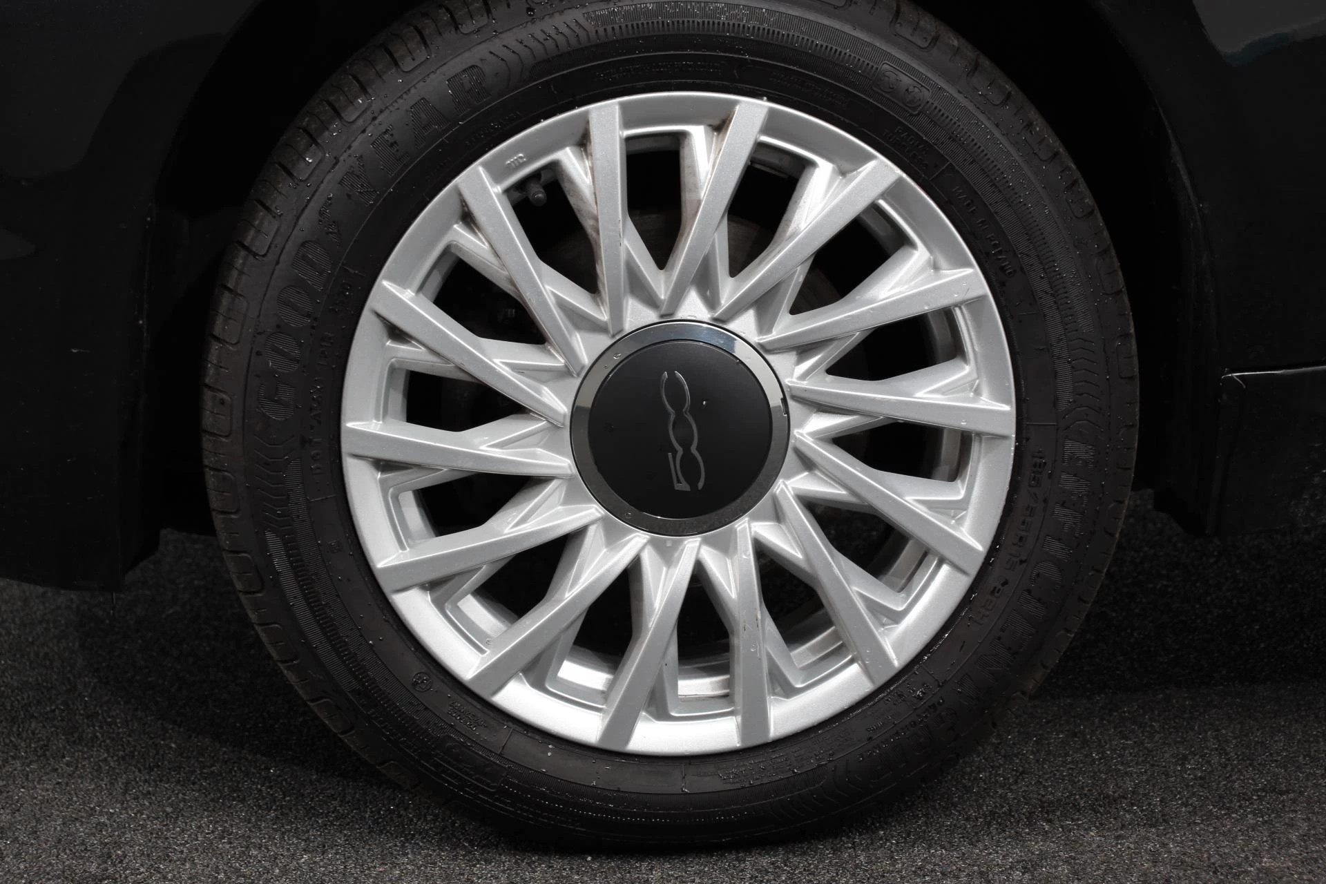 Hoofdafbeelding Fiat 500C