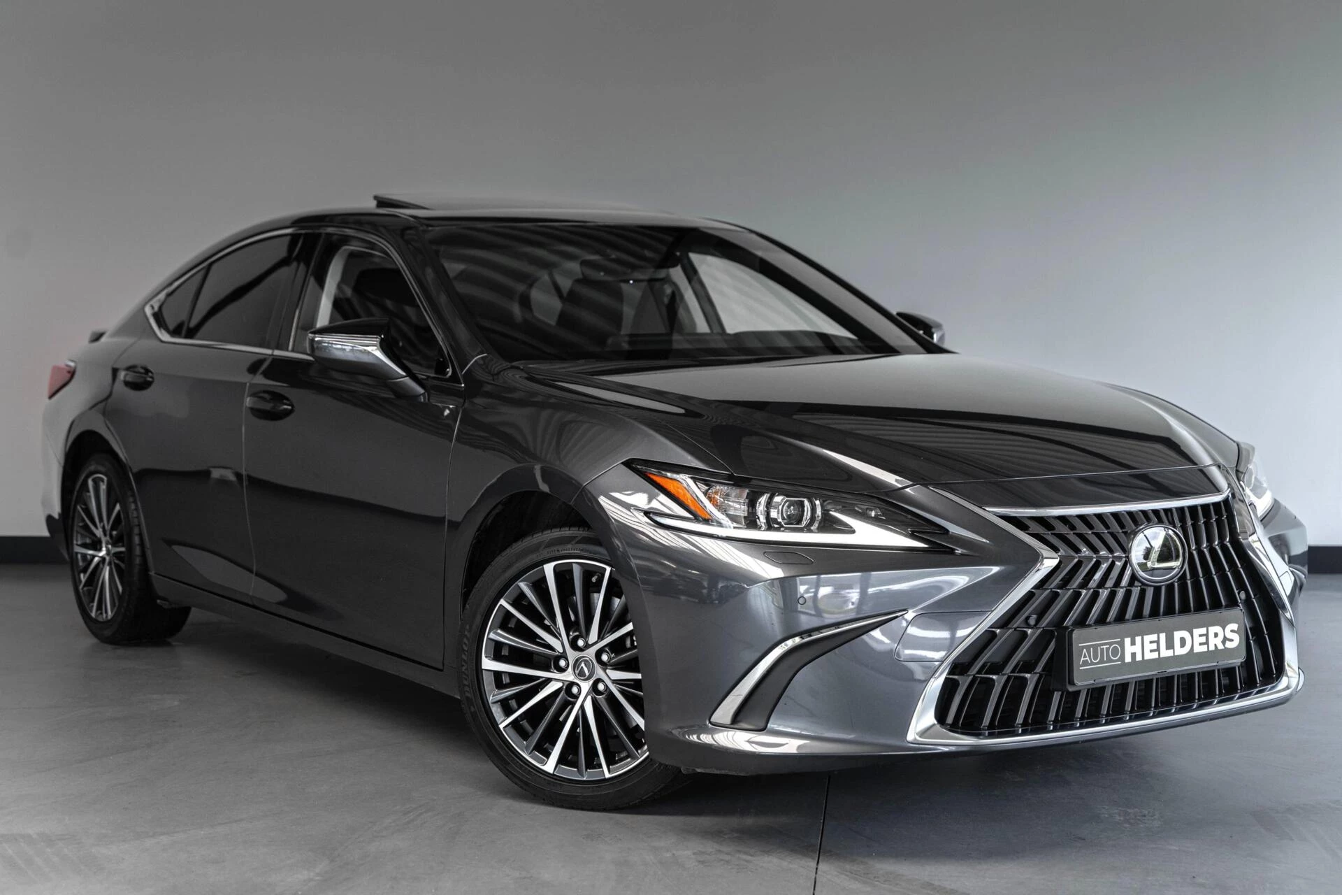 Hoofdafbeelding Lexus ES