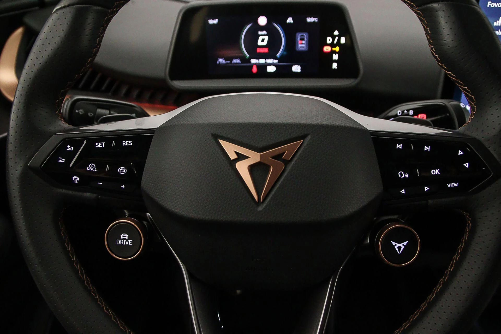 Hoofdafbeelding CUPRA Tavascan