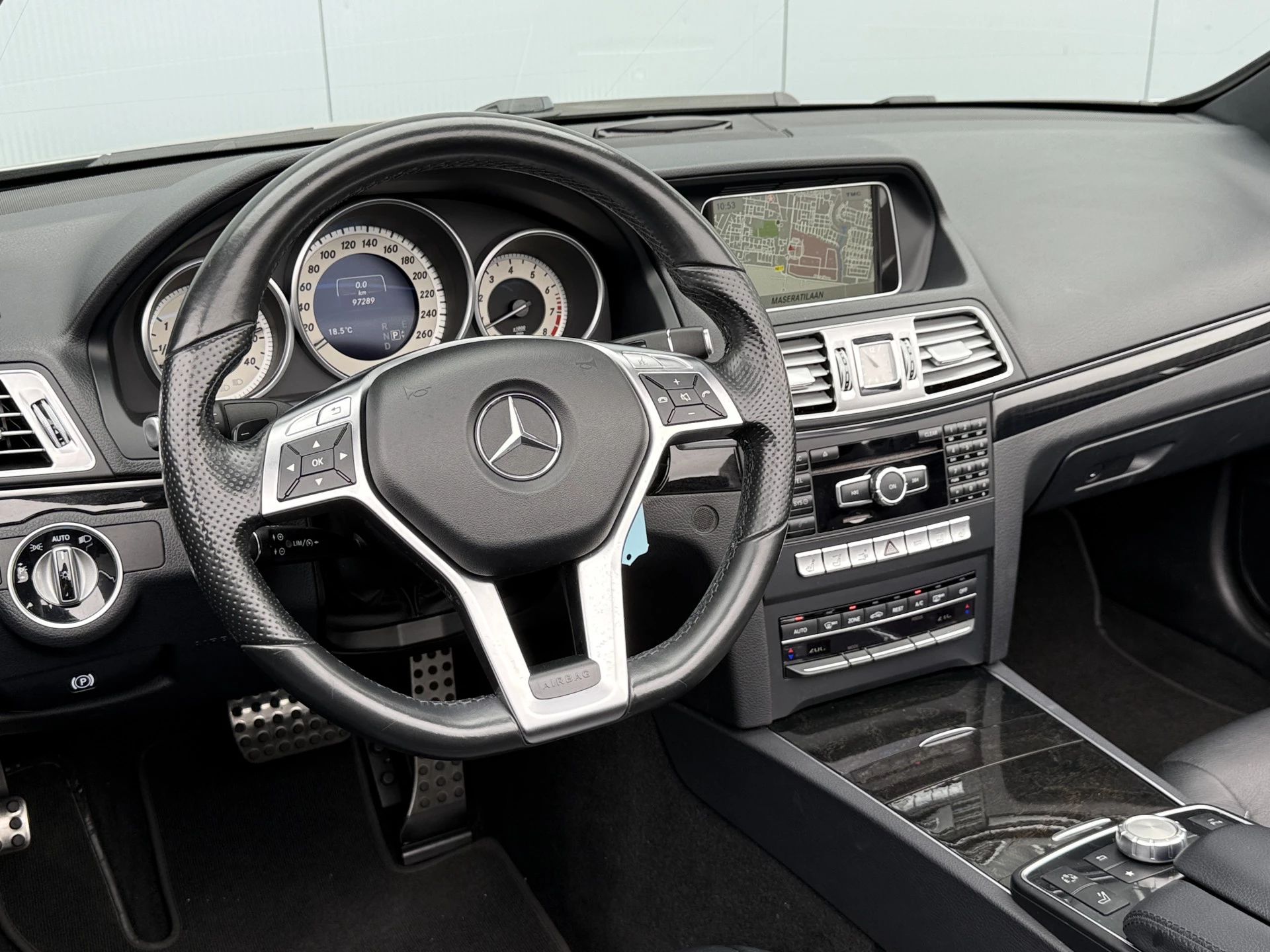 Hoofdafbeelding Mercedes-Benz E-Klasse
