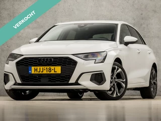 Audi A3 Sportback 40 TFSI e Sport 204Pk Automaat (APPLE CARPLAY, CLIMATE, STOELVERWARMING, GETINT GLAS, SPORTSTOELEN, PARKEERSENSOREN, ZWART HEMEL, 18'' LM VELGEN, CRUISE, NIEUWSTAAT)