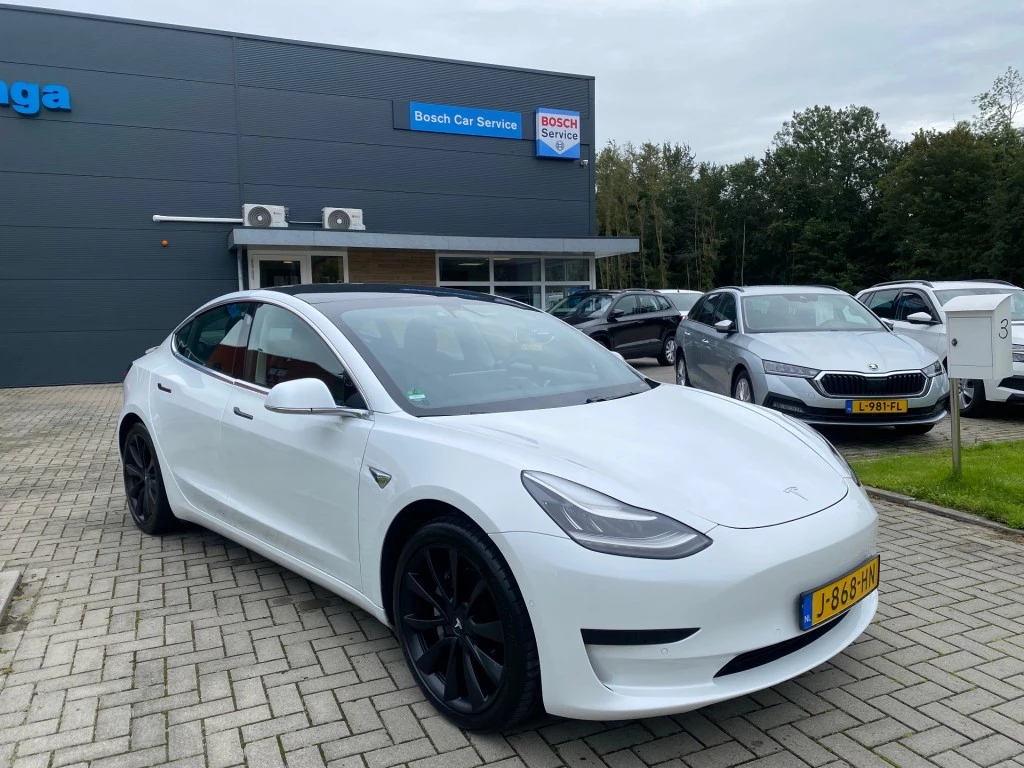 Hoofdafbeelding Tesla Model 3