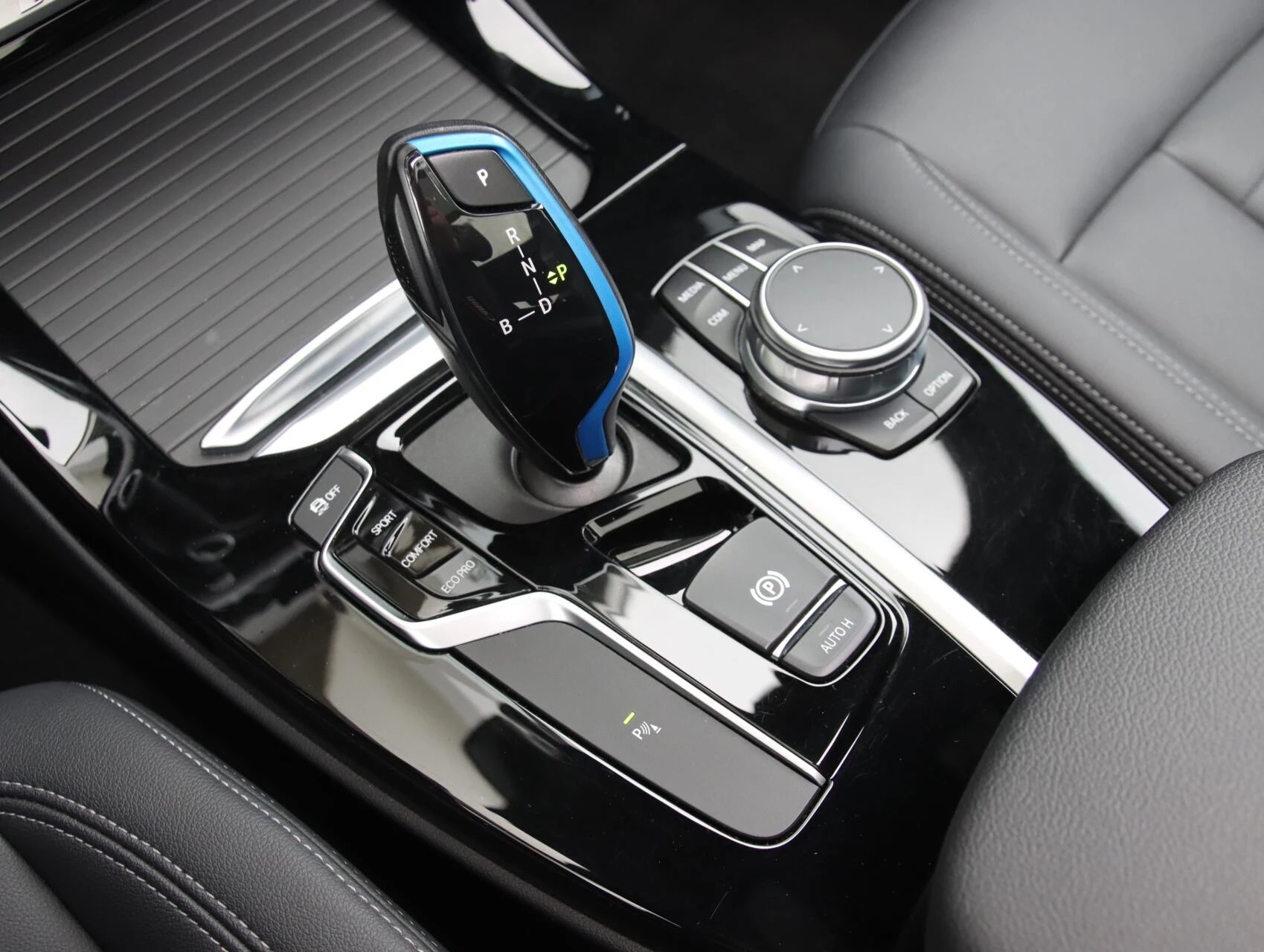 Hoofdafbeelding BMW iX3