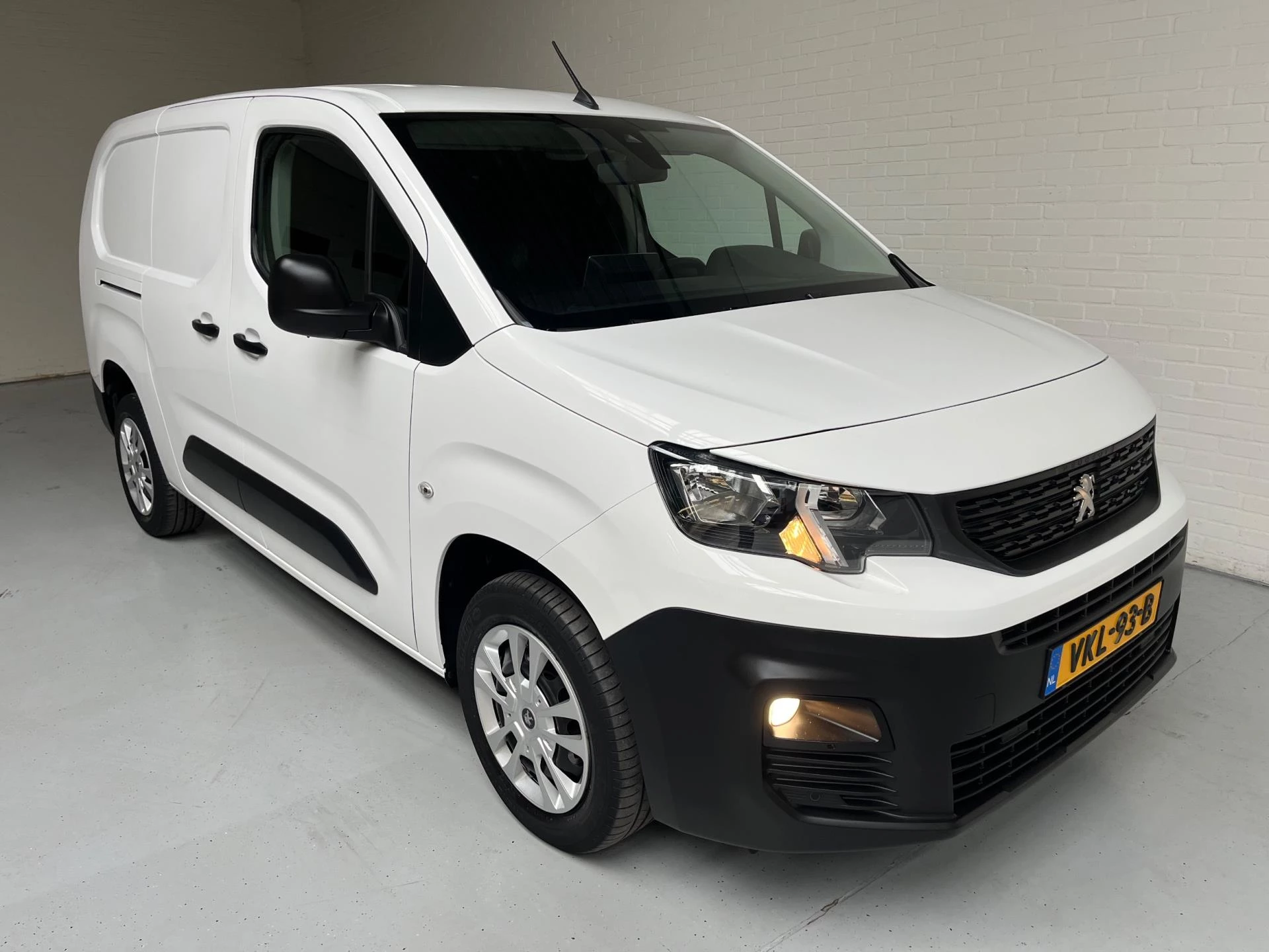 Hoofdafbeelding Peugeot Partner