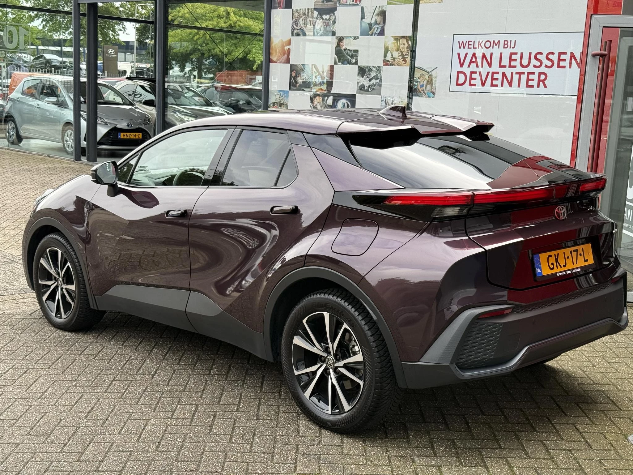 Hoofdafbeelding Toyota C-HR