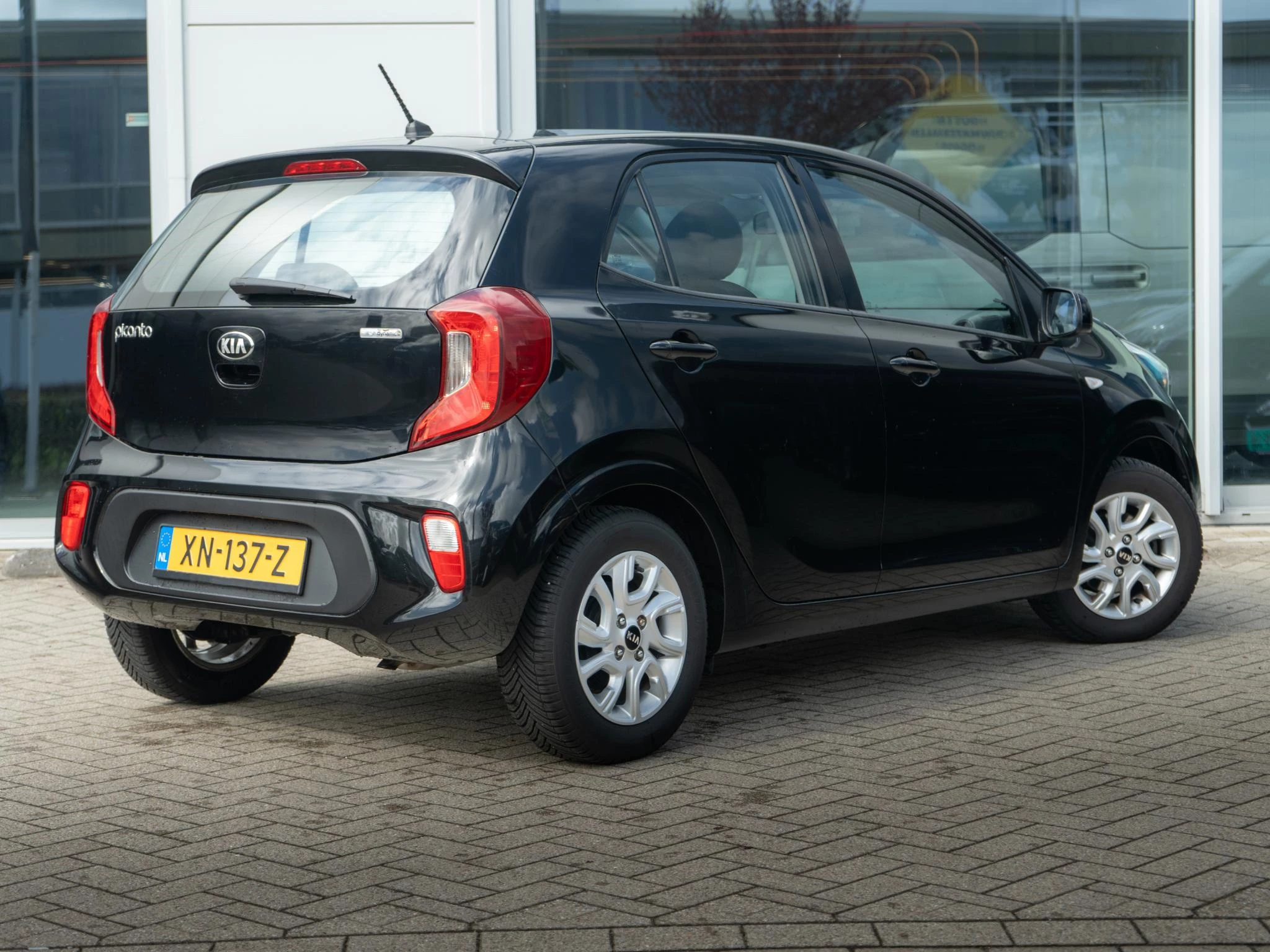 Hoofdafbeelding Kia Picanto