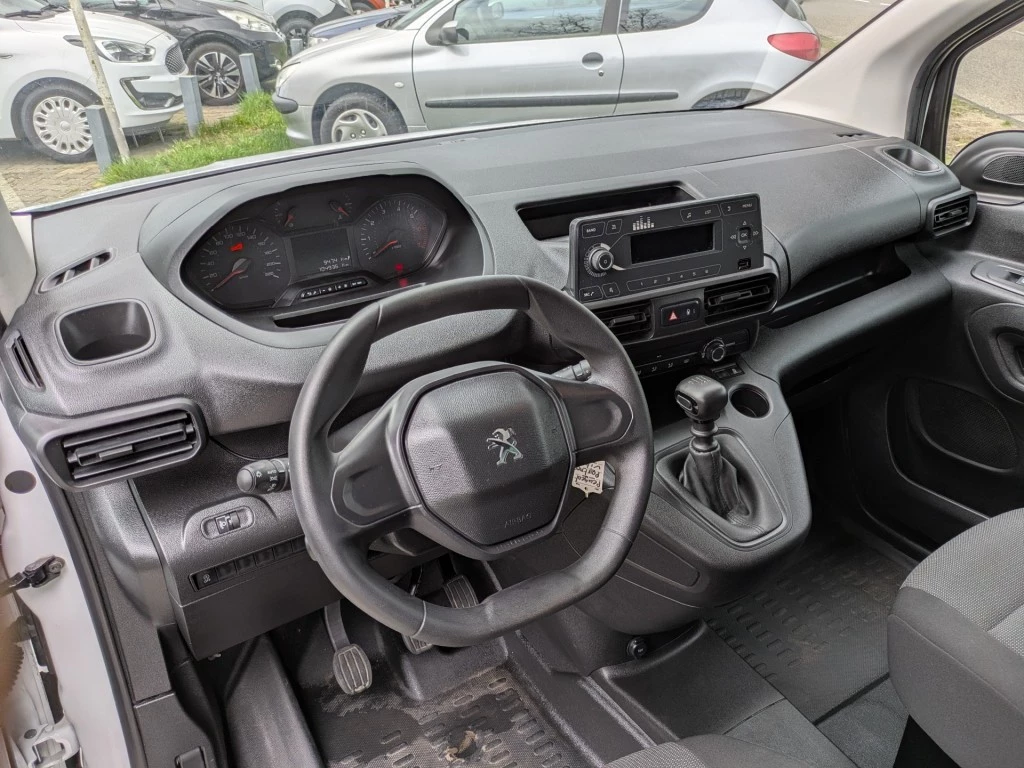 Hoofdafbeelding Peugeot Partner