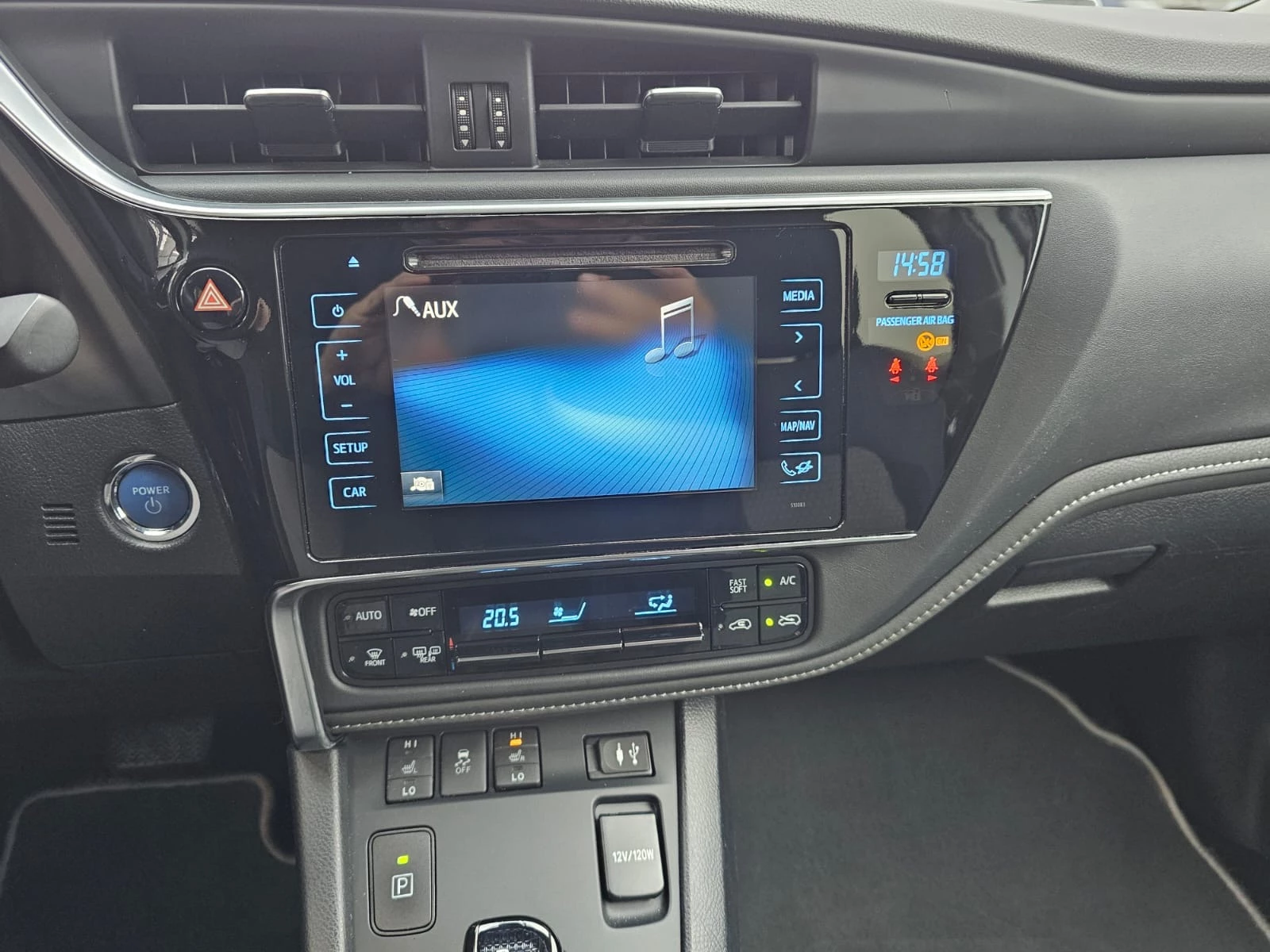 Hoofdafbeelding Toyota Auris