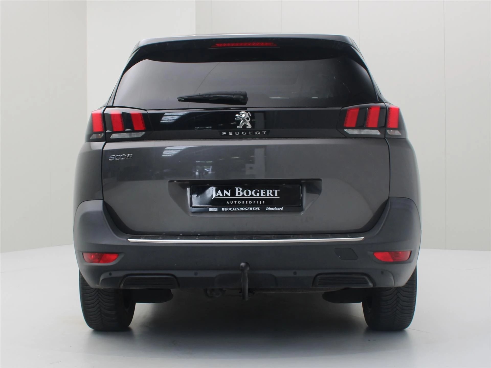 Hoofdafbeelding Peugeot 5008