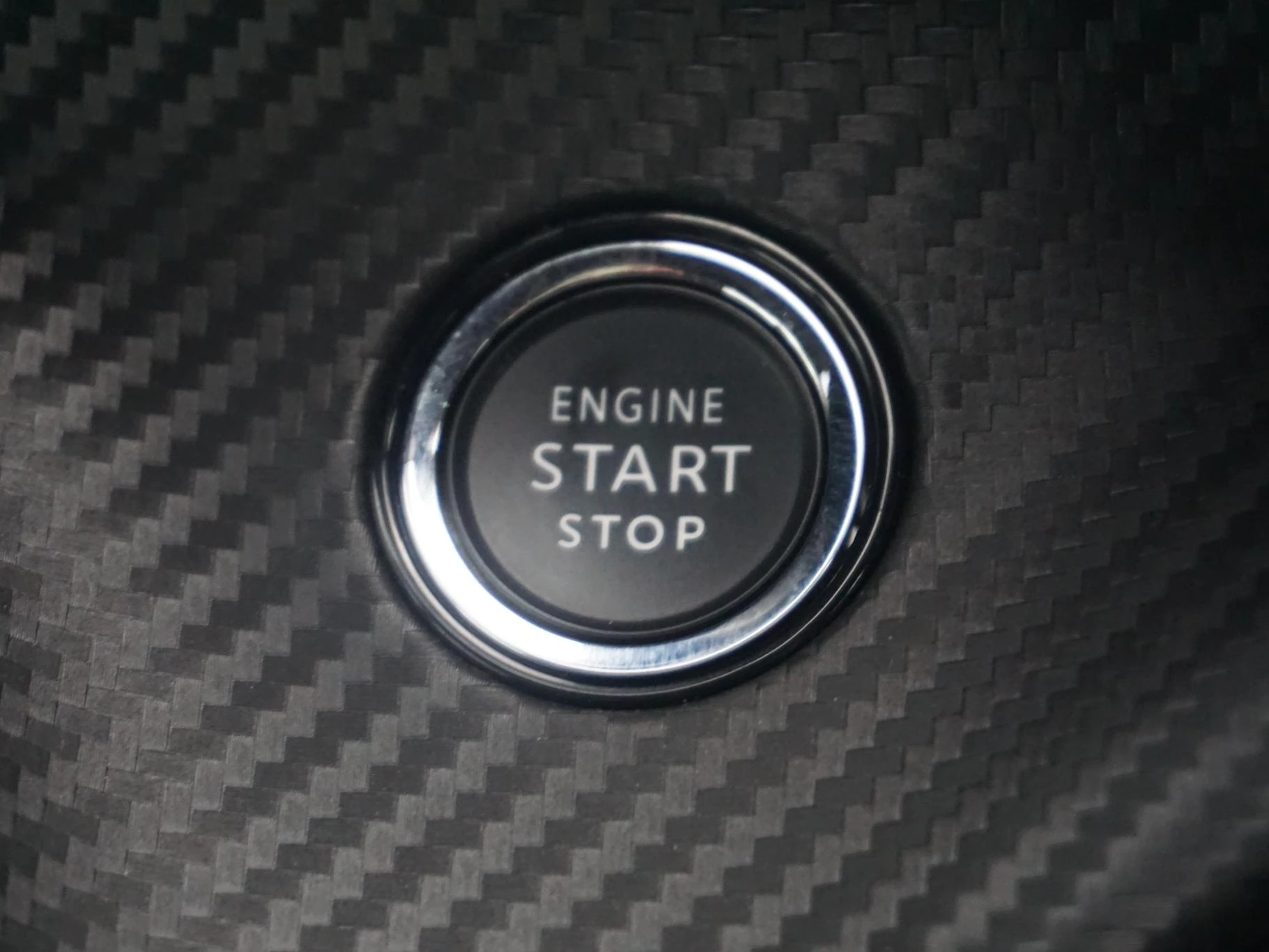 Hoofdafbeelding Peugeot e-2008