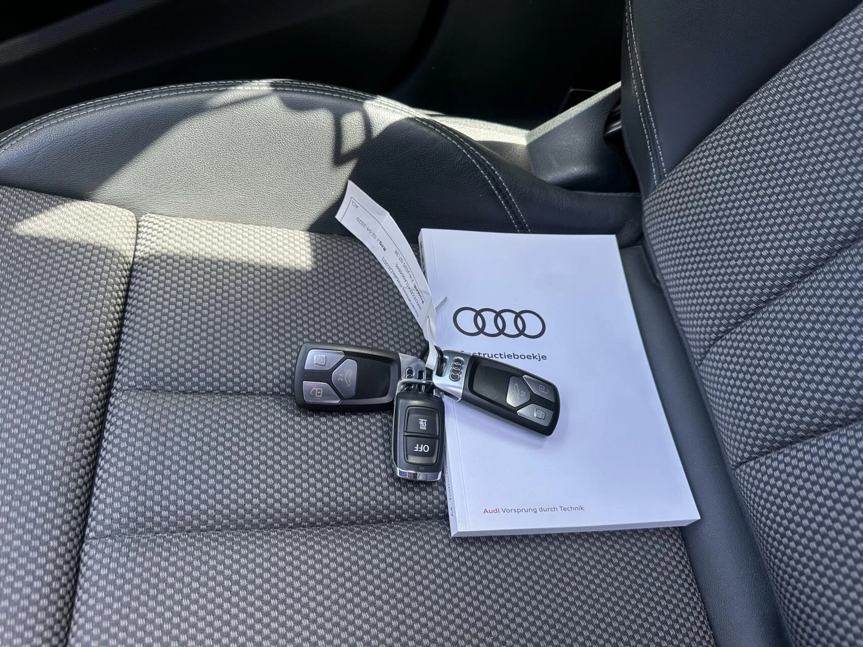 Hoofdafbeelding Audi A4
