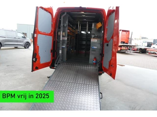 Renault Master T35 2.0 dCi 170PK L3H2 met COMPLETE WERKPLAATS INRICHTING Nr. V139 | Climate | Cruise | Camera | Apple- Android