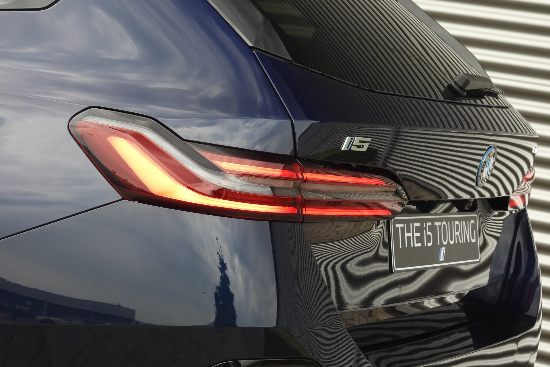Hoofdafbeelding BMW i5