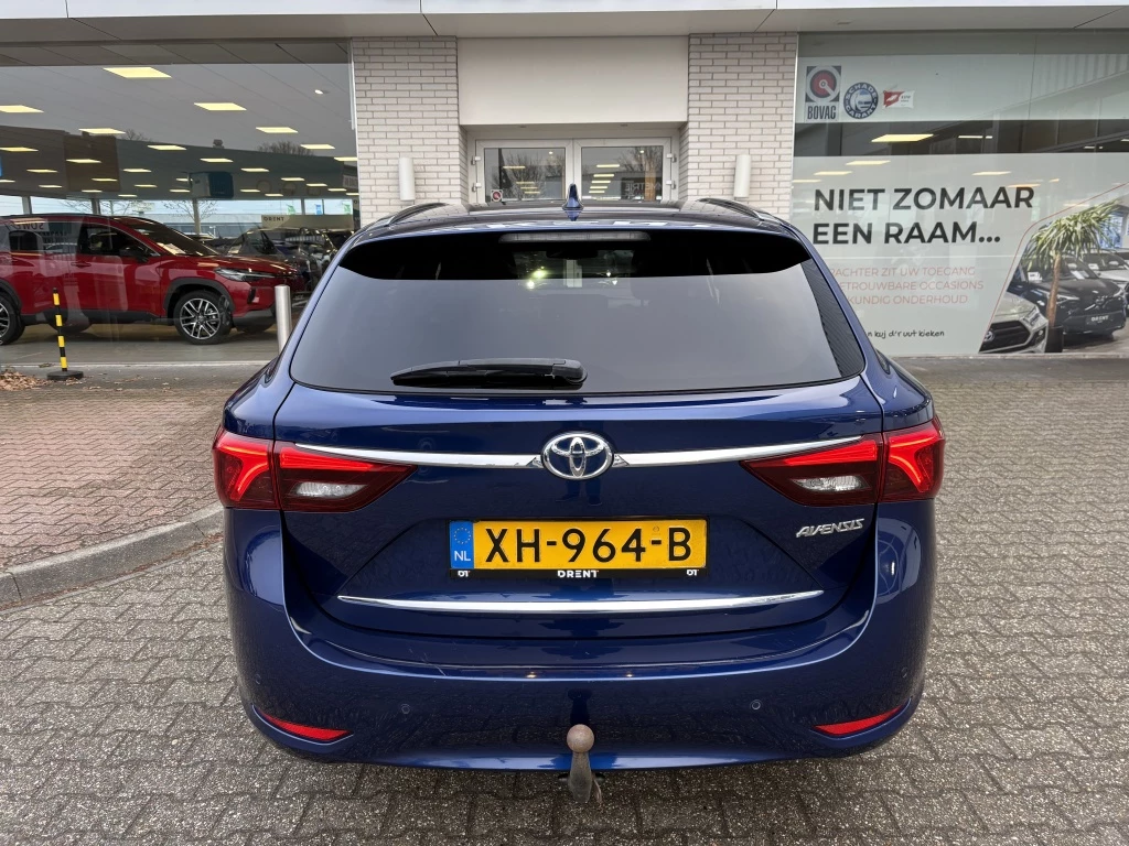 Hoofdafbeelding Toyota Avensis