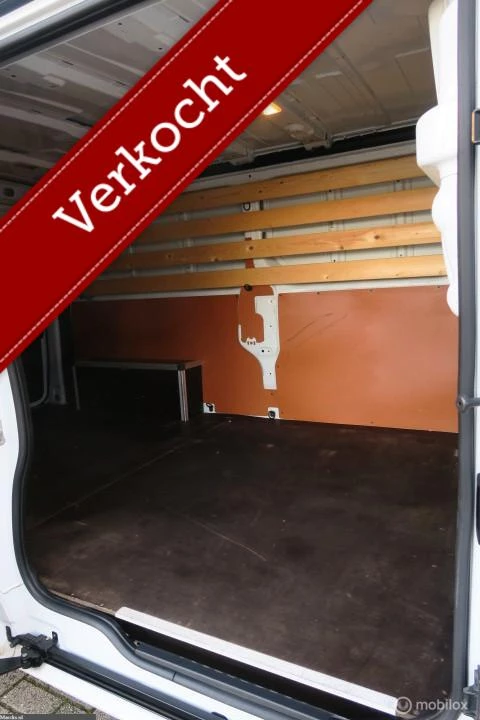 Hoofdafbeelding Nissan NV300