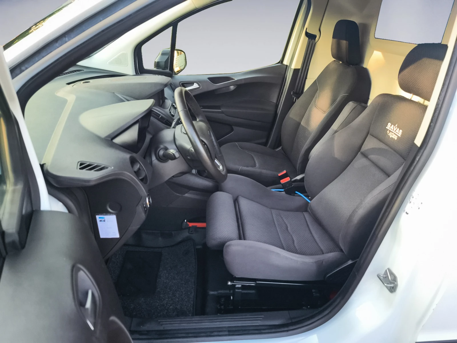 Hoofdafbeelding Ford Transit Courier
