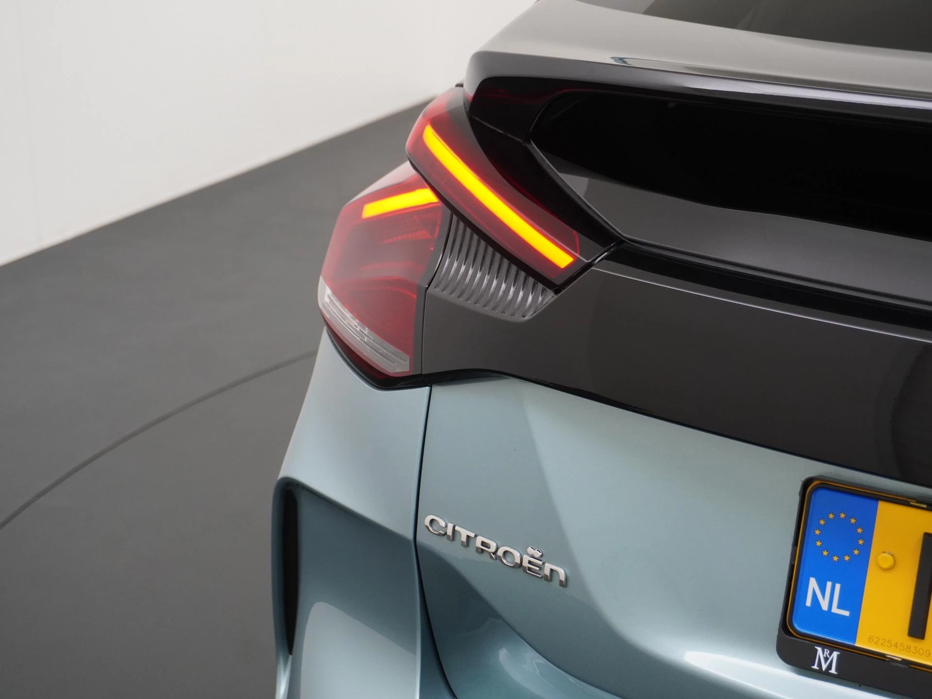 Hoofdafbeelding Citroën ë-C4