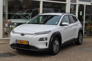 Hoofdafbeelding Hyundai Kona Hyundai Kona EV COMFORT 64 KWH