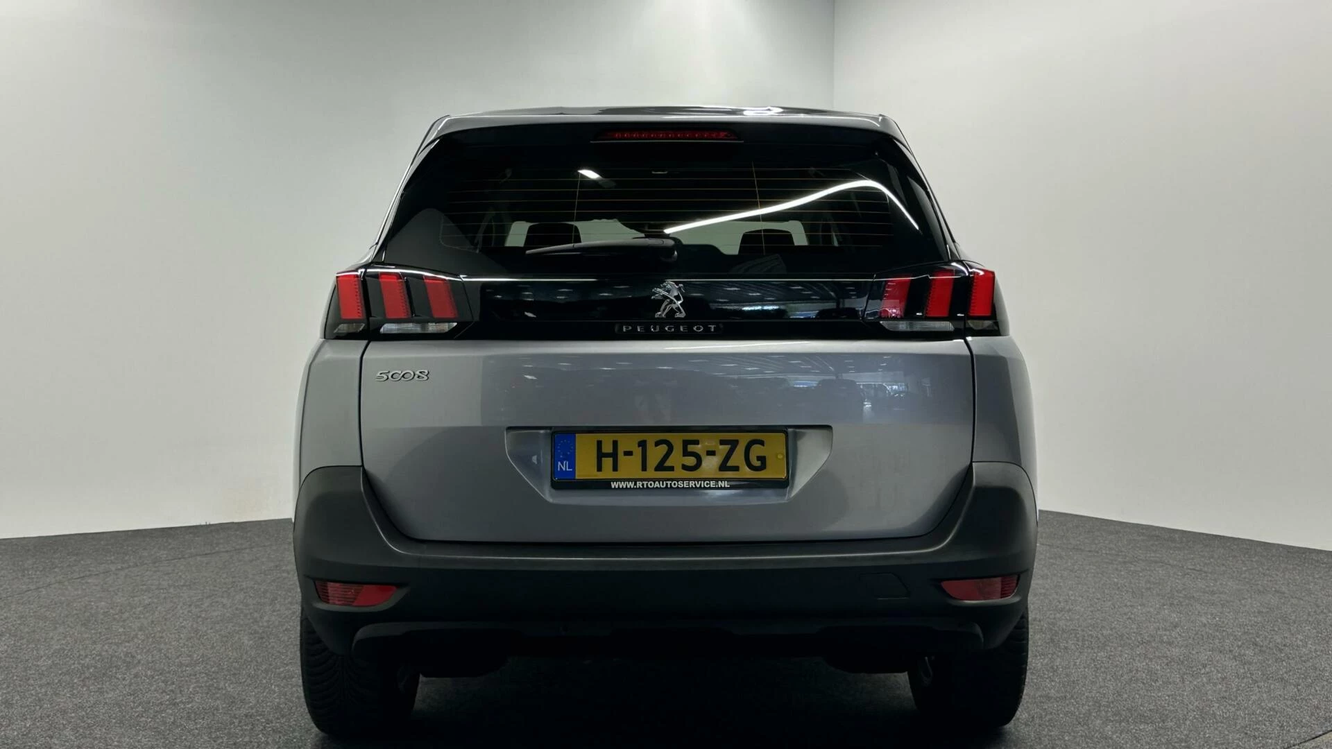 Hoofdafbeelding Peugeot 5008