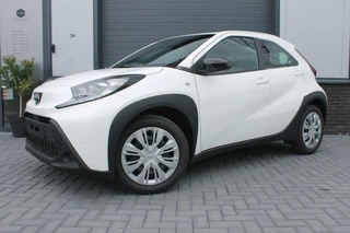 Toyota Aygo X 1.0 VVT-i MT Play - 10J Garantie- Carplay-Luxe