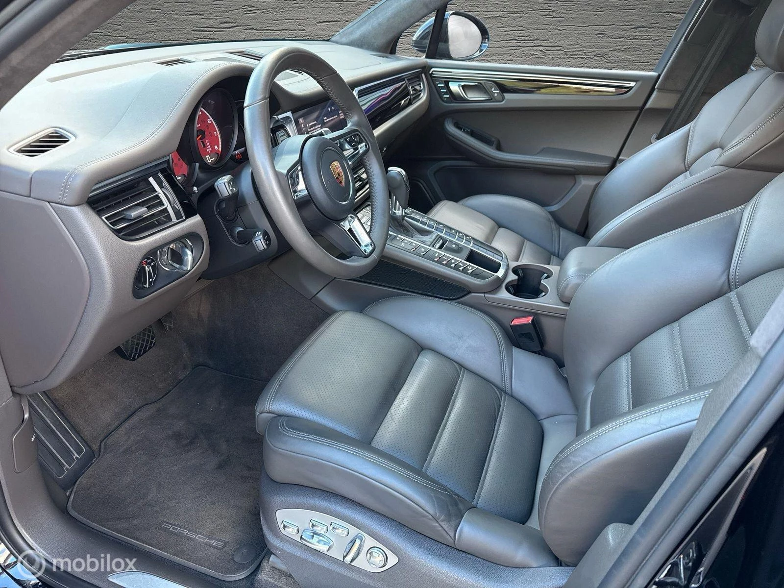 Hoofdafbeelding Porsche Macan