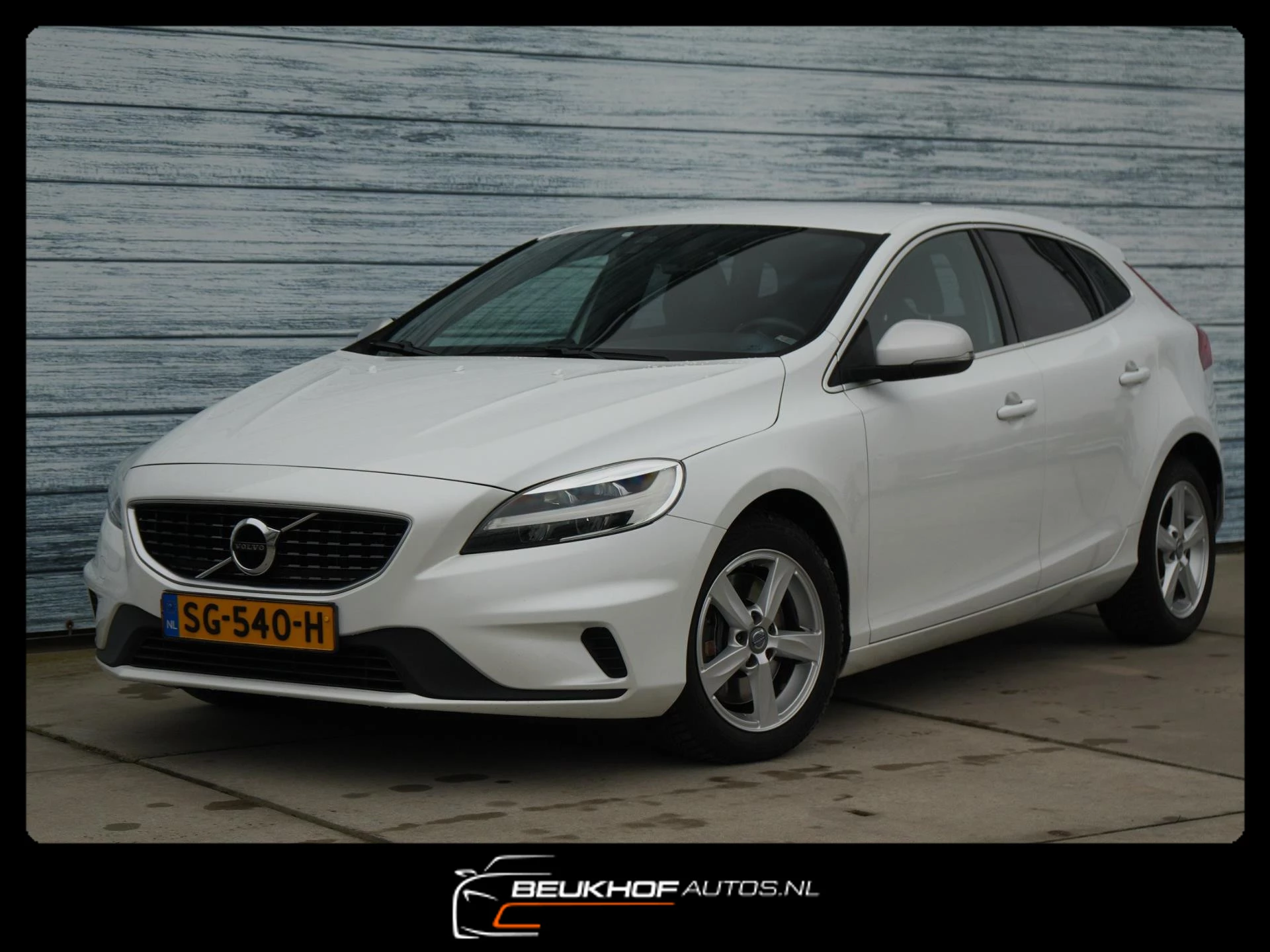 Hoofdafbeelding Volvo V40