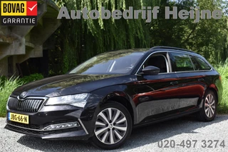 Hoofdafbeelding Škoda Superb Škoda Superb Combi iV 218PK DSG HYBRID BUSINESS VIRTUAL/NAVI/TREKHAAK