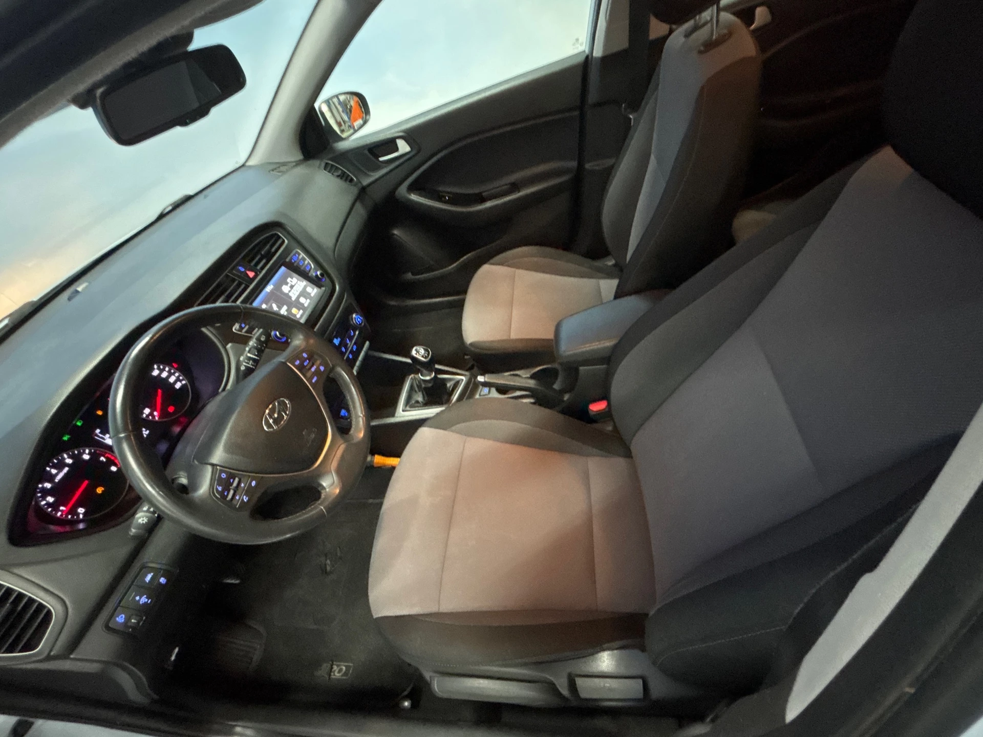 Hoofdafbeelding Hyundai i20