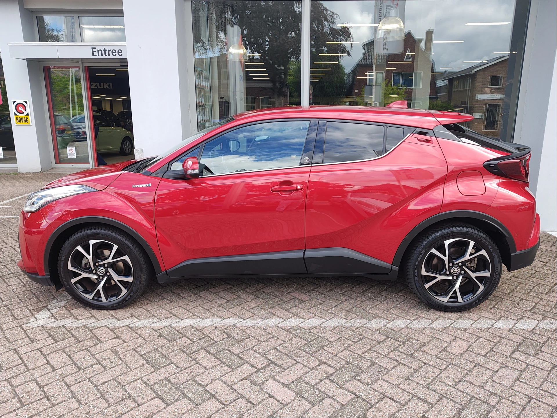 Toyota C-HR