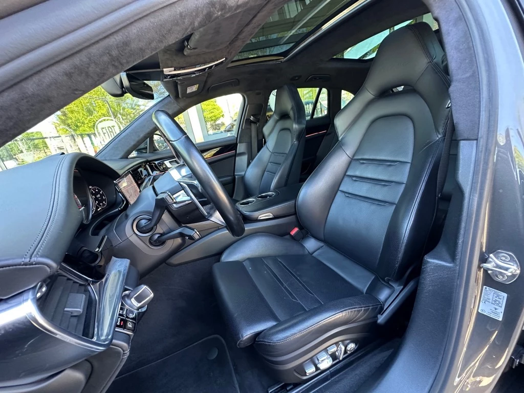 Hoofdafbeelding Porsche Panamera