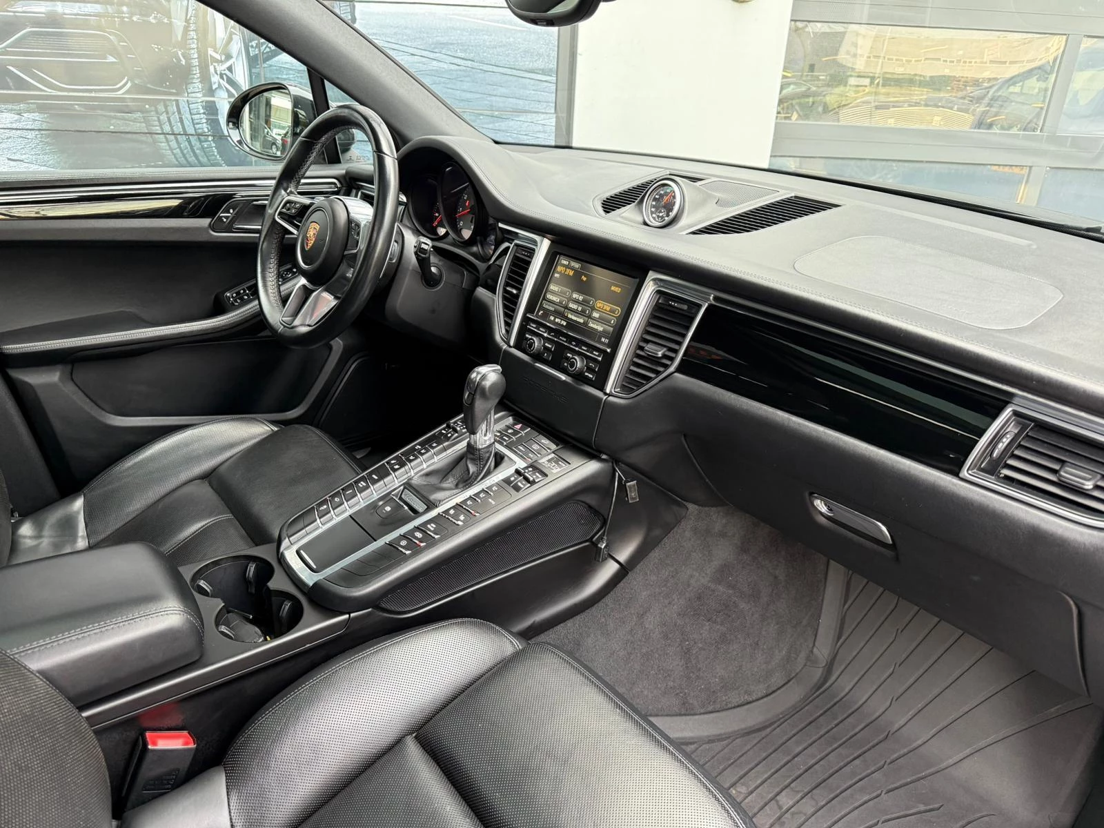 Hoofdafbeelding Porsche Macan