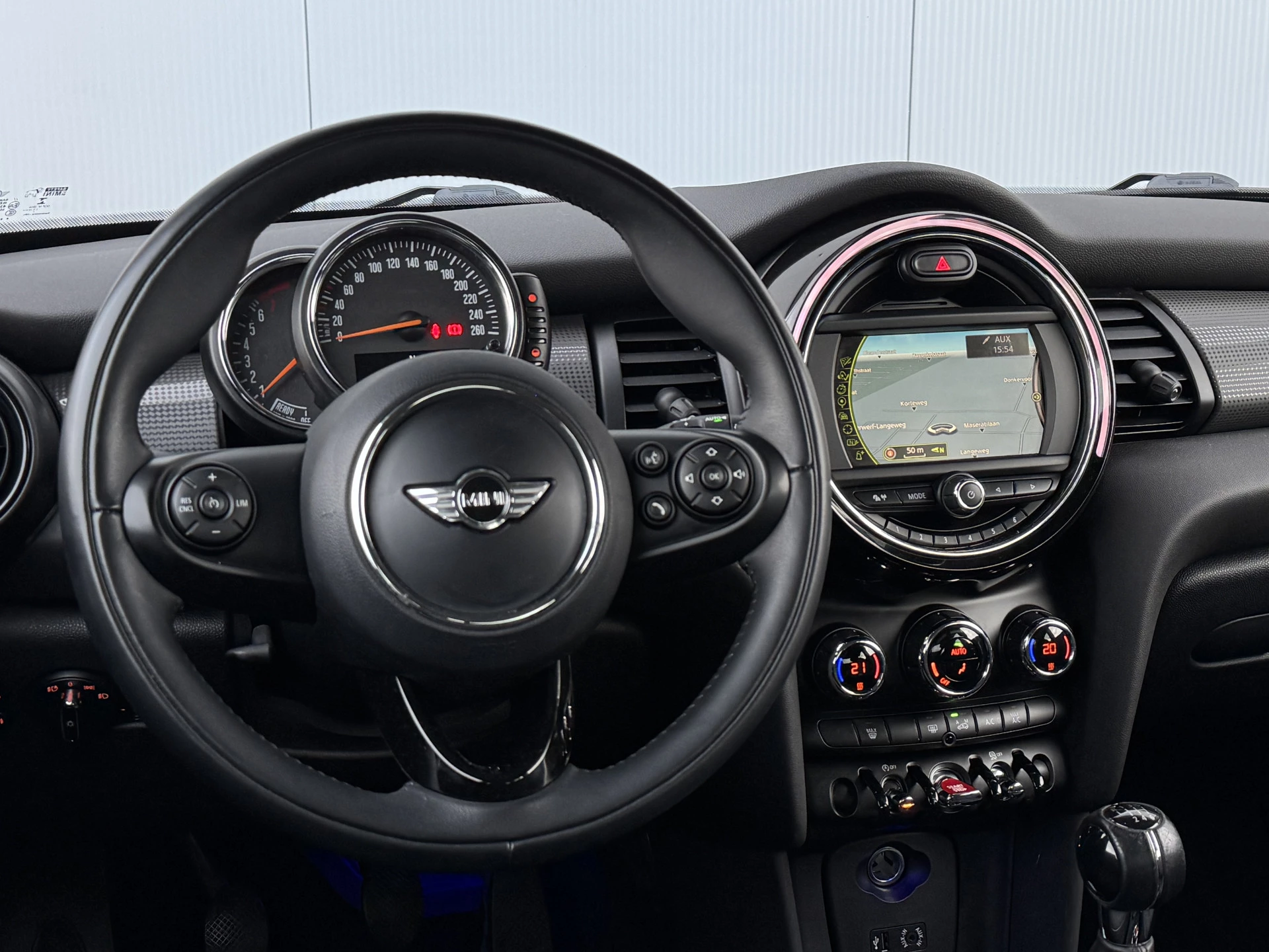 Hoofdafbeelding MINI One