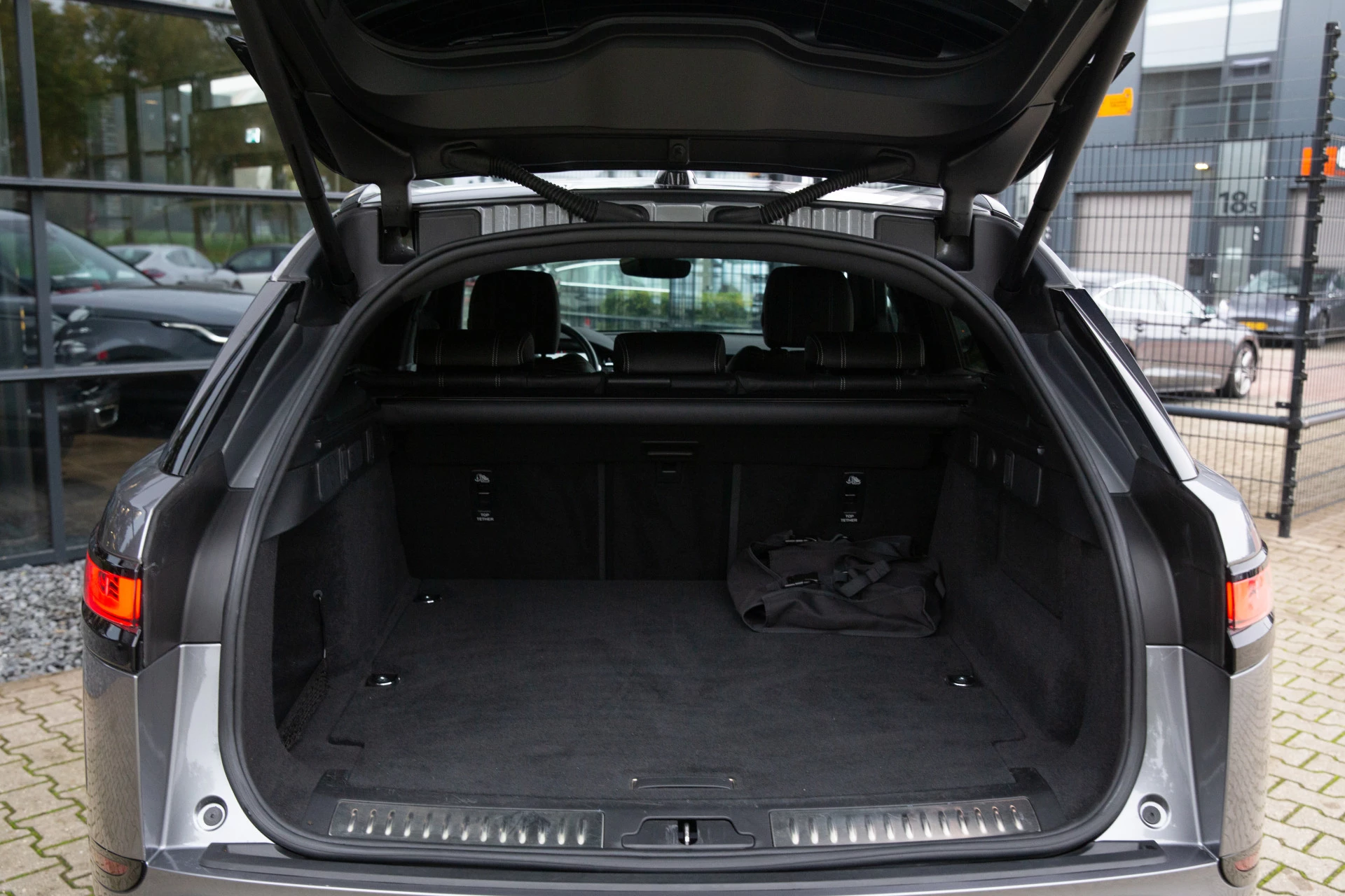 Hoofdafbeelding Land Rover Range Rover Velar