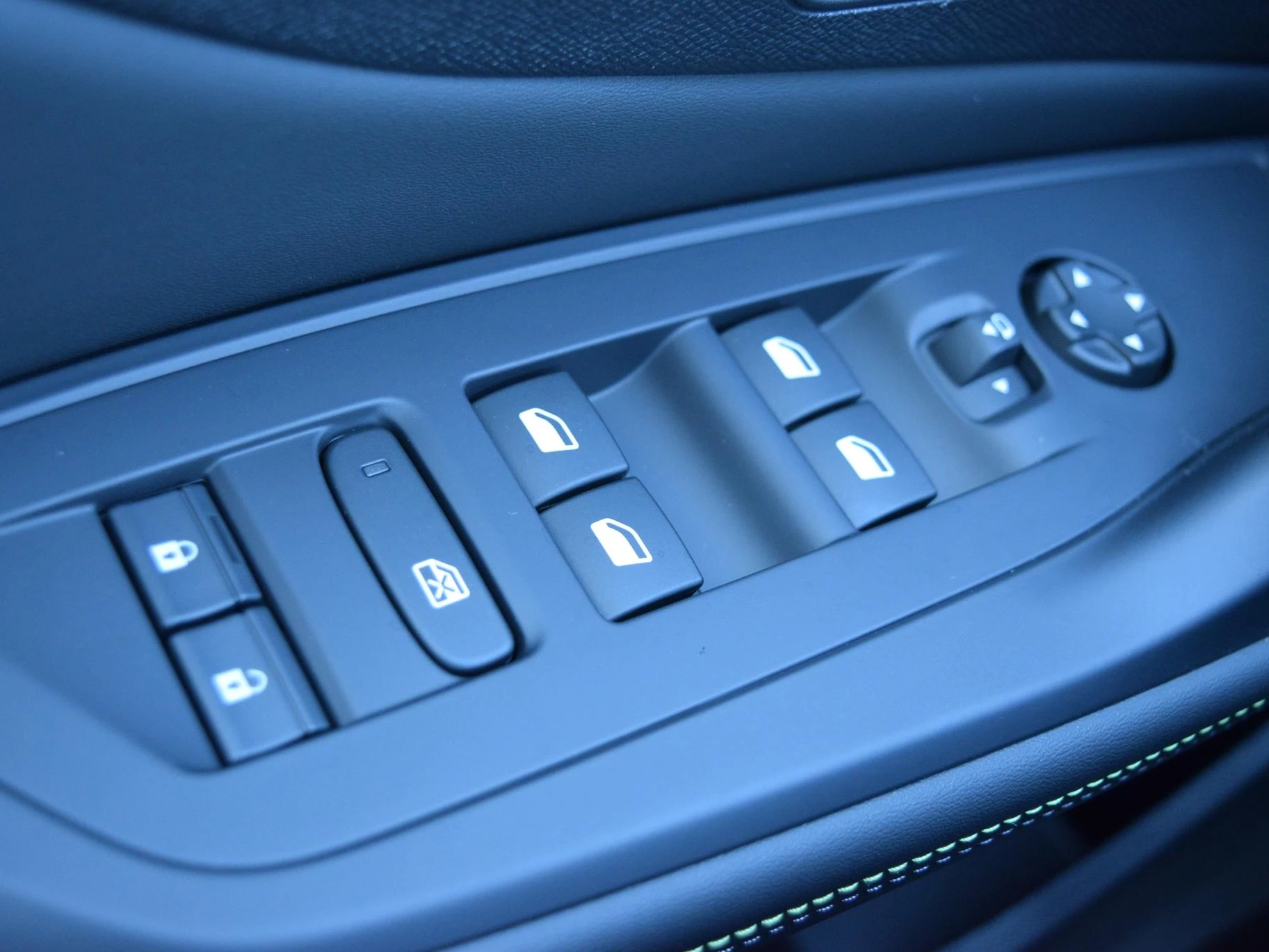 Hoofdafbeelding Peugeot 408