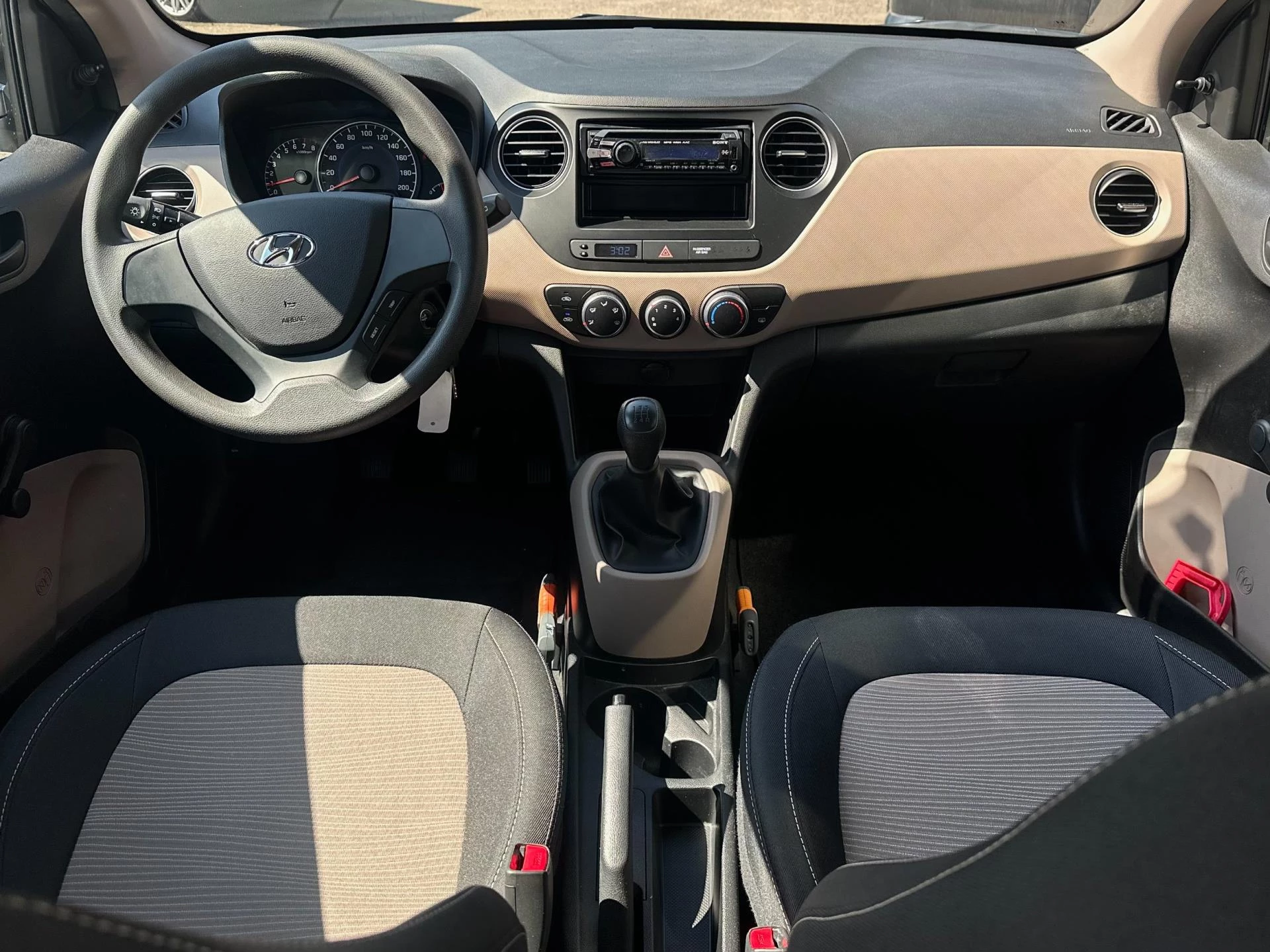 Hoofdafbeelding Hyundai i10