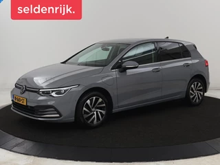 Volkswagen Golf 1.4 eHybrid Style | Head-Up | Stoelverwarming |  Trekhaak | Sfeerverlichting | Massage | Camera | Keyless | Matrix LED | Carplay | Adaptive cruise | Memory | Climate control | PHEV | Plug In