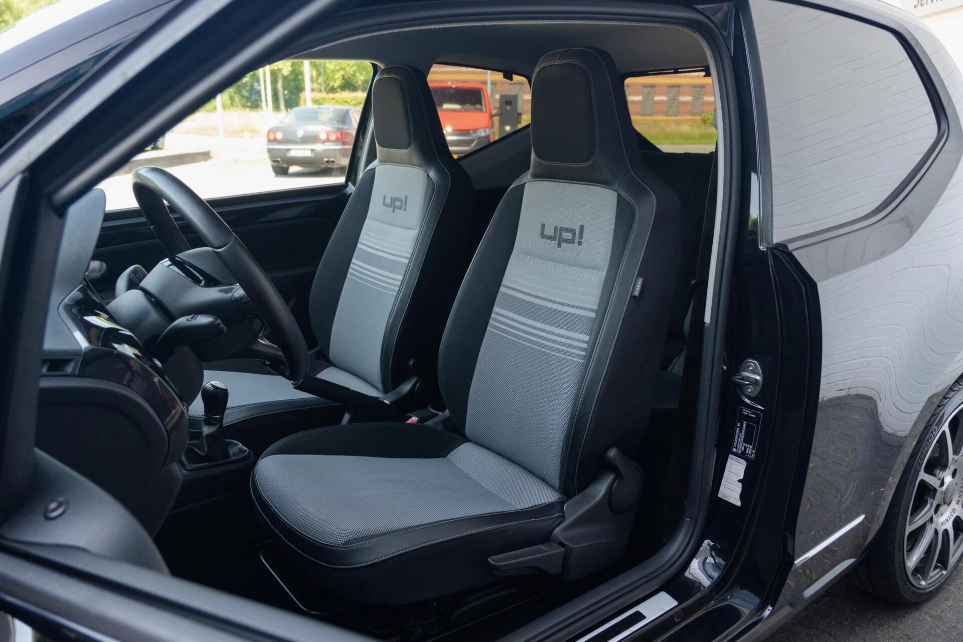 Hoofdafbeelding Volkswagen up!