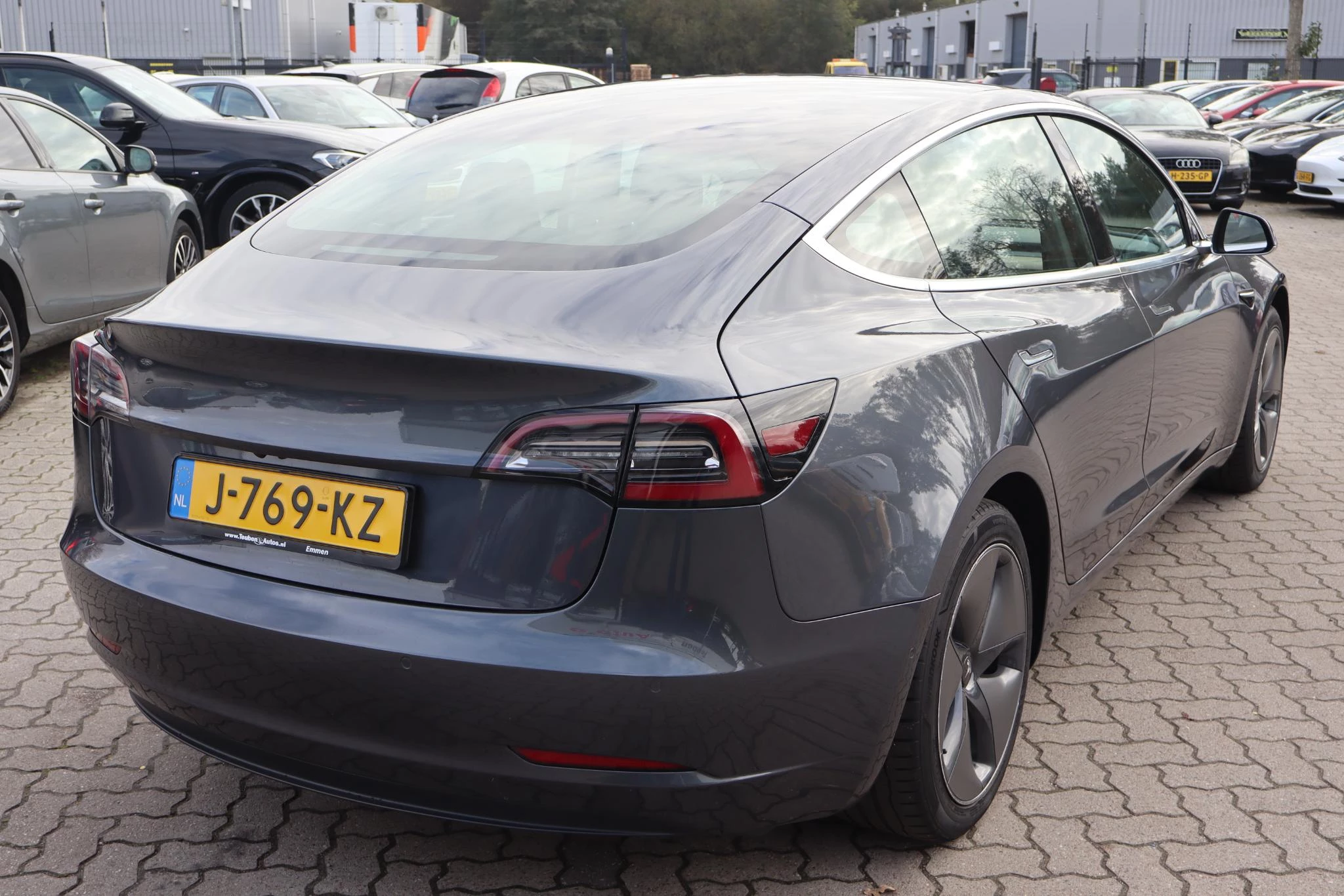 Hoofdafbeelding Tesla Model 3